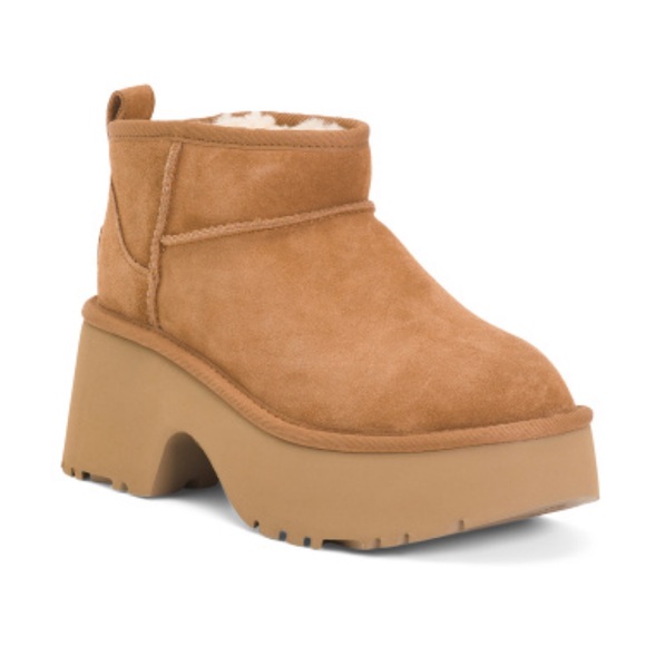 NWT in Box UGG Classic Ultra Mini New Heights Boot - Picture 1 of 4